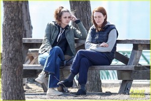 Kristen Stewart and Julianne Moore take a Walk in the Park for "Still Alice"